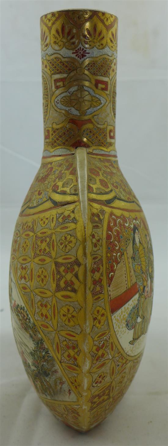 A Japanese Satsuma pottery flask, early 20th century,, crack to rim(-)